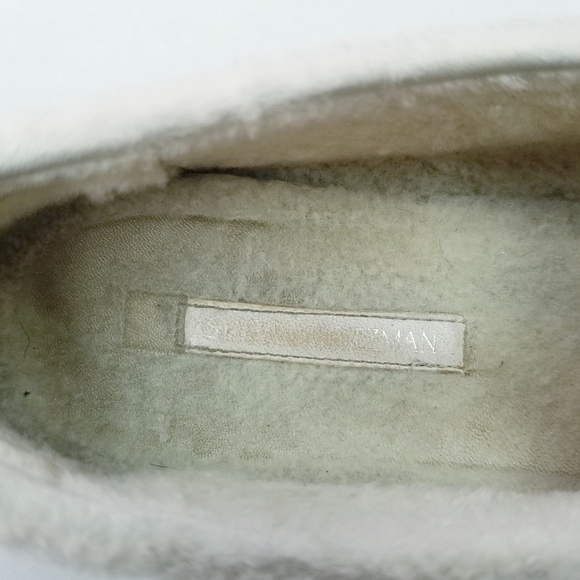 Stuart Weitzman | Fuzzy Creme Loafers, size 8 - Picture 6 of 8